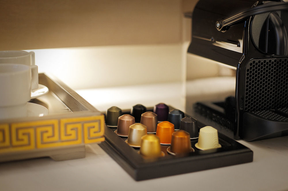 فندق تانجلا بروكسل Kraainem المظهر الخارجي الصورة A selection of Nespresso capsules
